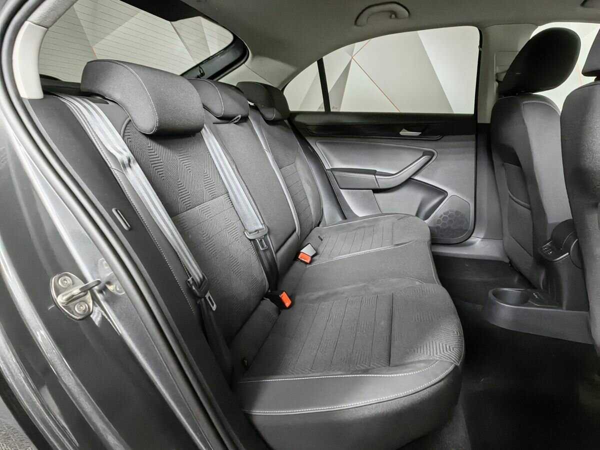 Volkswagen Polo б/у, 2021, Роботизированная. Фото: #11