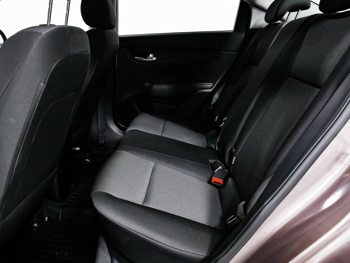 Kia Rio б/у, 2021, Автоматическая. Фото: #10