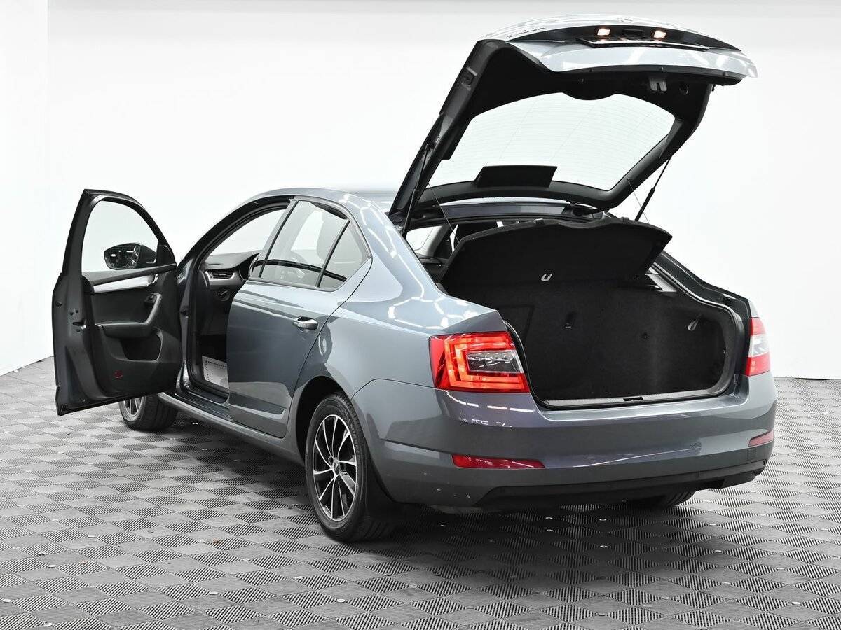 Skoda Octavia б/у, 2014, Механическая. Фото: #4