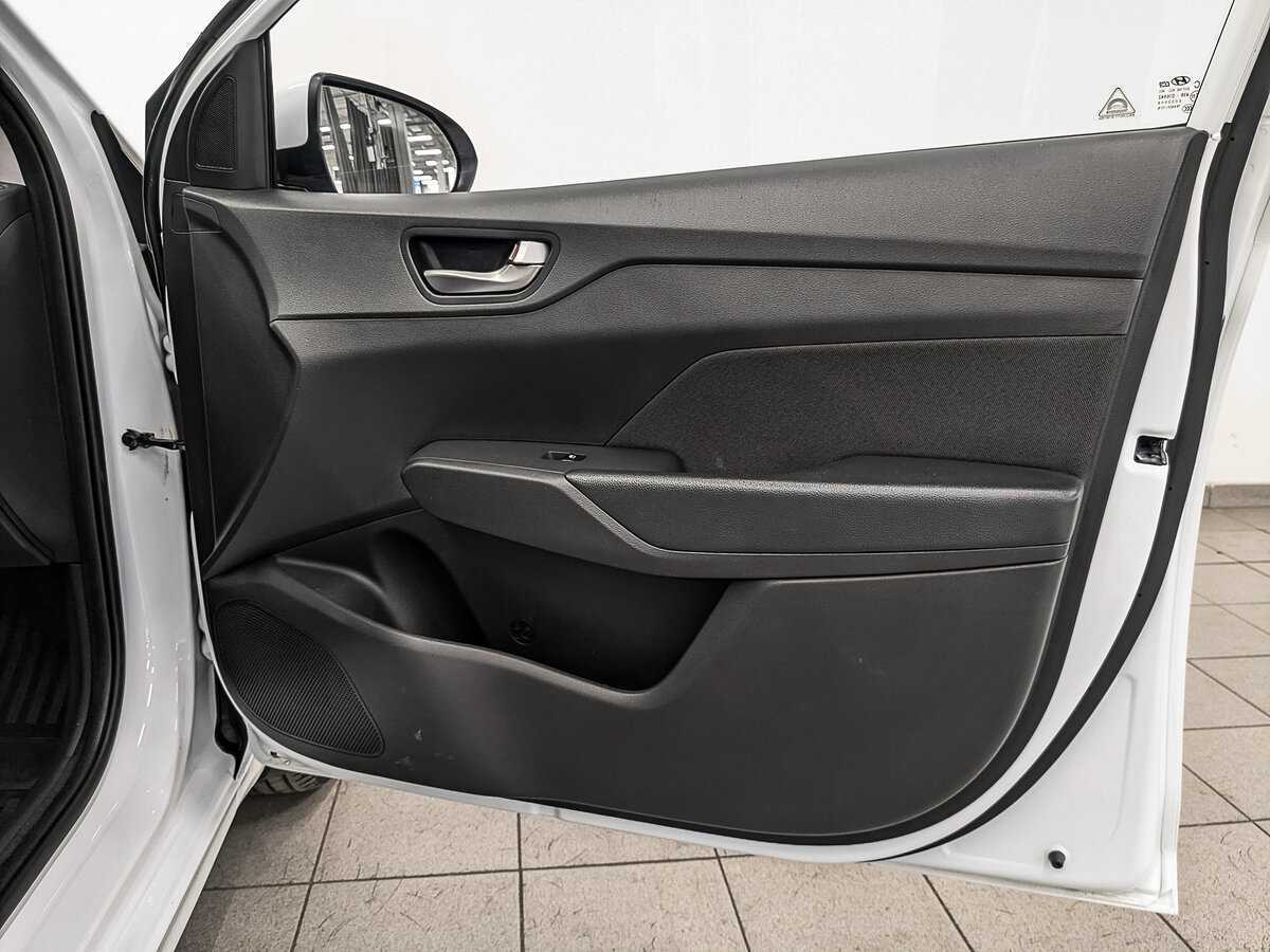 Hyundai Solaris б/у, 2019, Автоматическая. Фото: #21