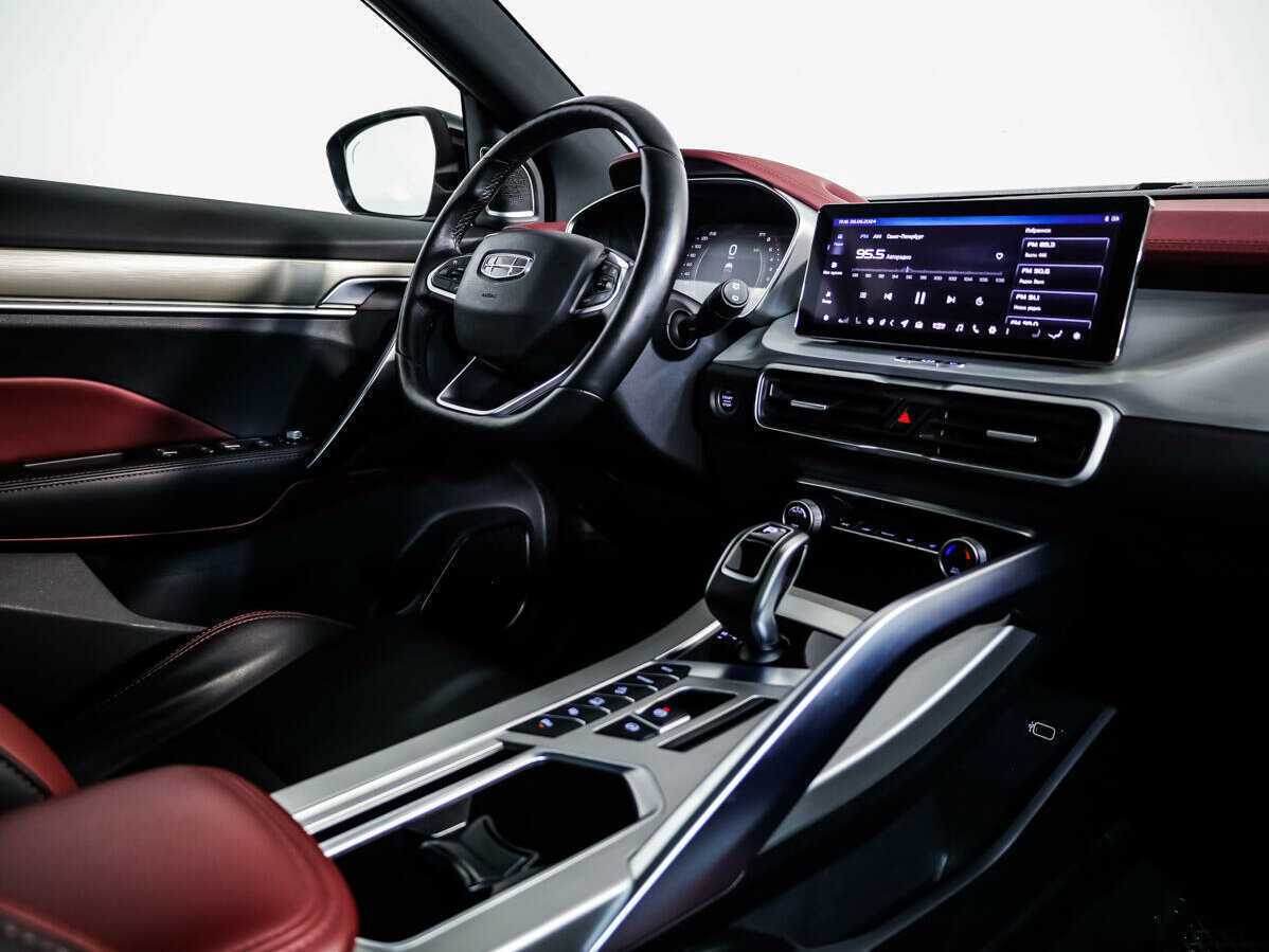 Geely Coolray б/у, 2021, Роботизированная. Фото: #7