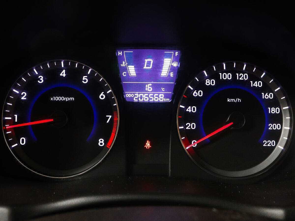 Hyundai Solaris б/у, 2013, Автоматическая. Фото: #10