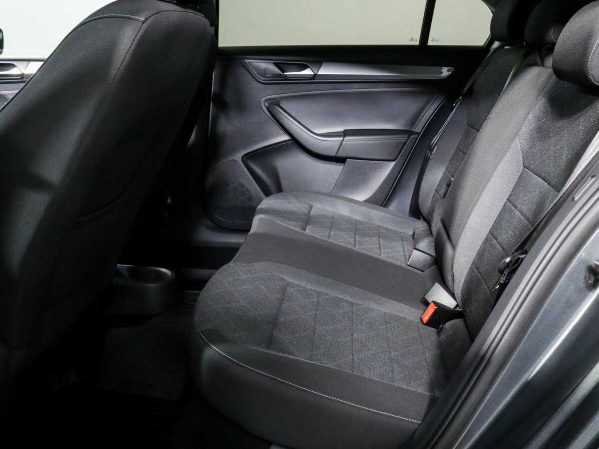 Volkswagen Polo б/у, 2020, Автоматическая. Фото: #9