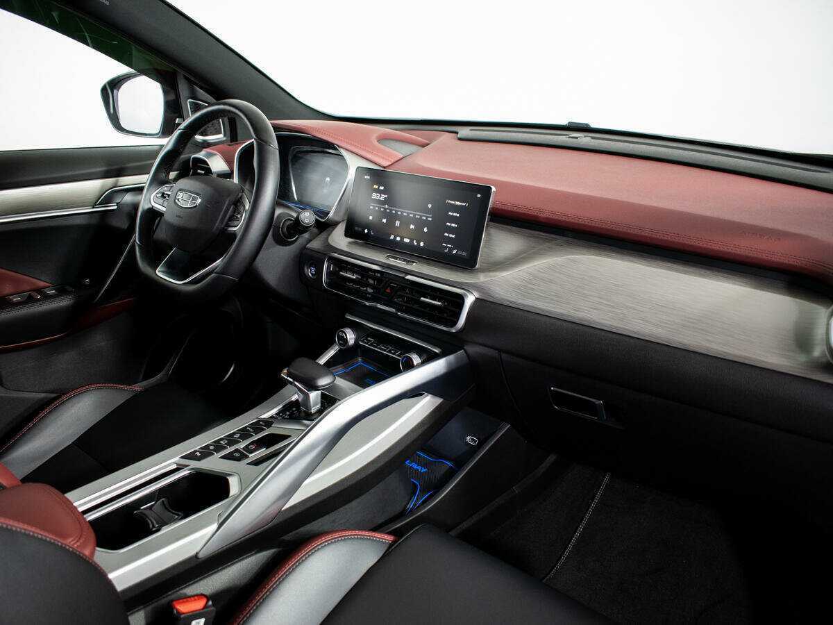 Geely Coolray б/у, 2022, Роботизированная. Фото: #8