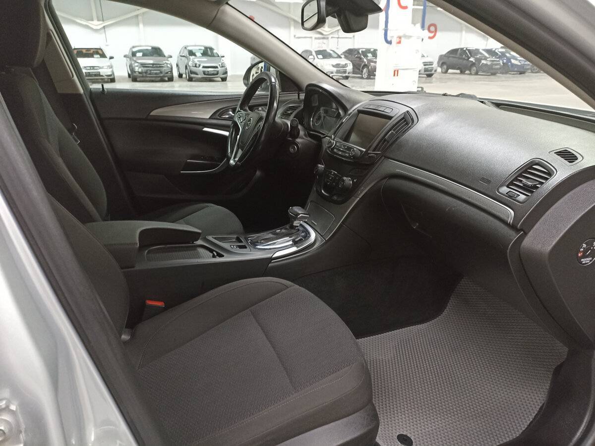 Opel Insignia б/у, 2014, Автоматическая. Фото: #10