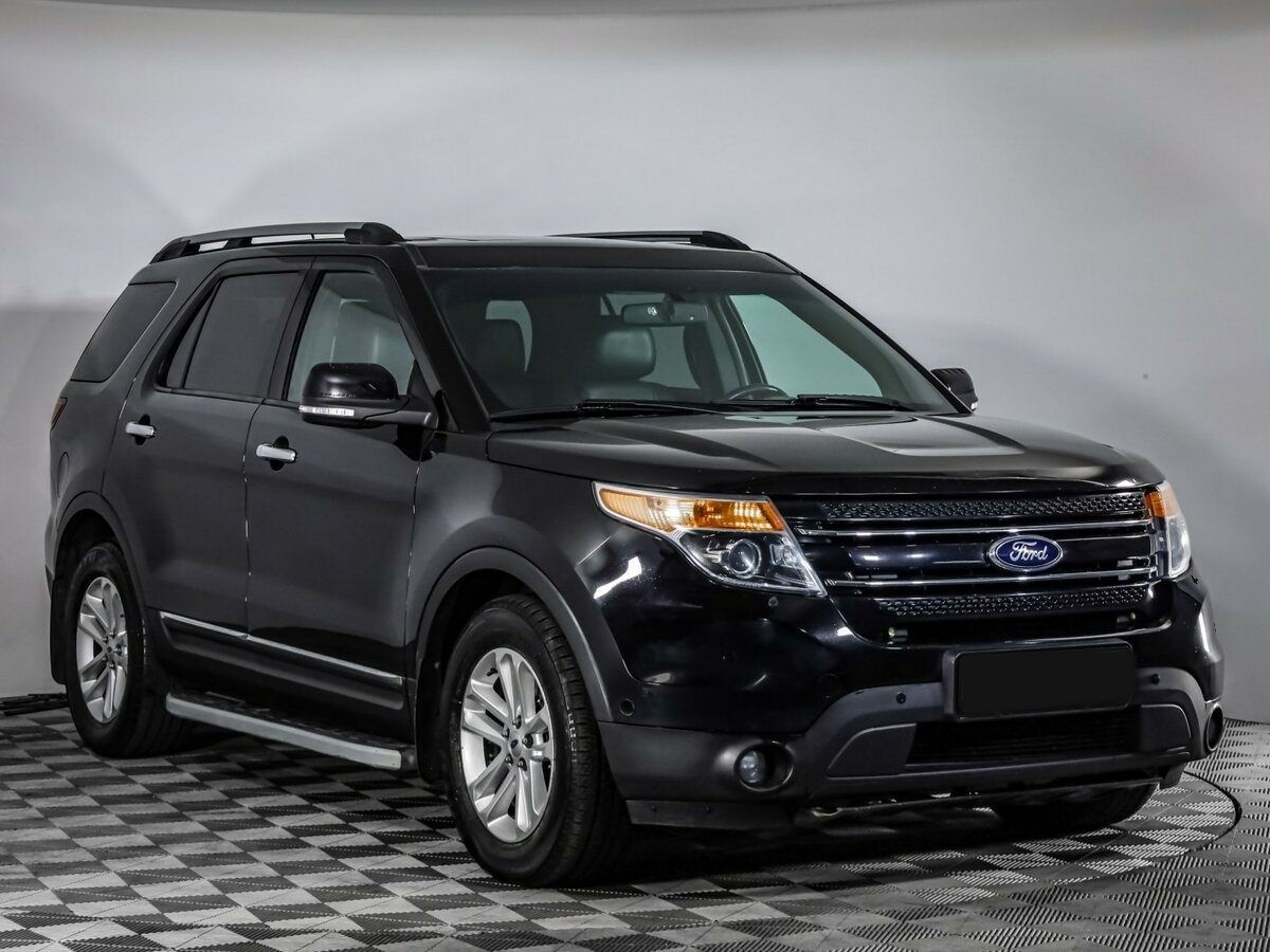 Ford Explorer б/у, 2013, Автоматическая. Фото: #2