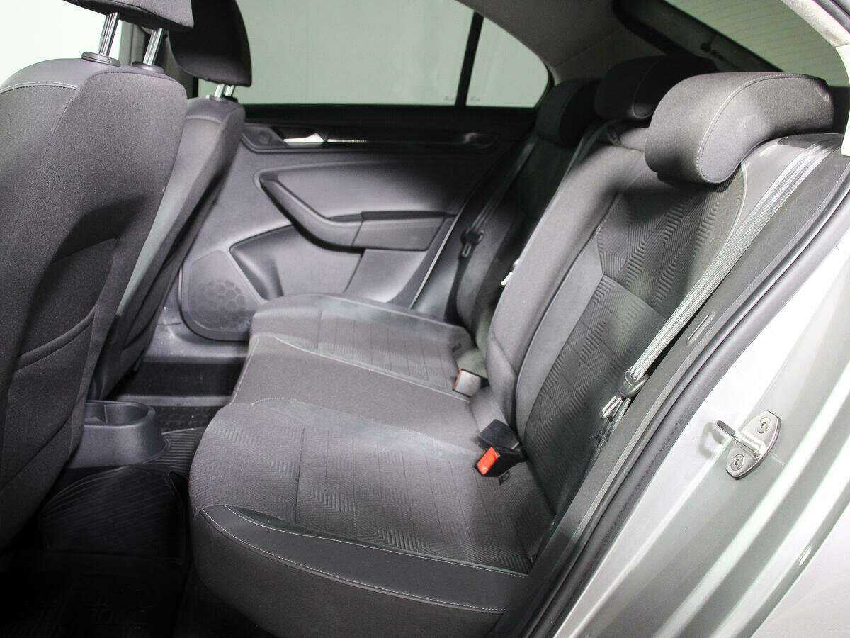 Volkswagen Polo б/у, 2021, Роботизированная. Фото: #7