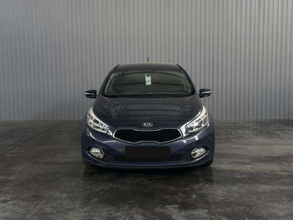 Kia Ceed б/у, 2013, Автоматическая. Фото: #1
