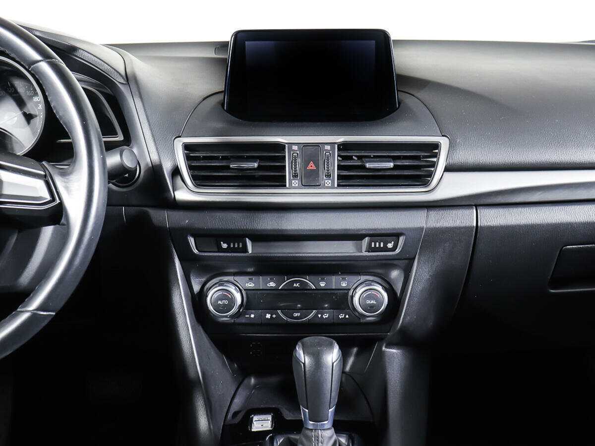 Mazda 3 б/у, 2018, Автоматическая. Фото: #13