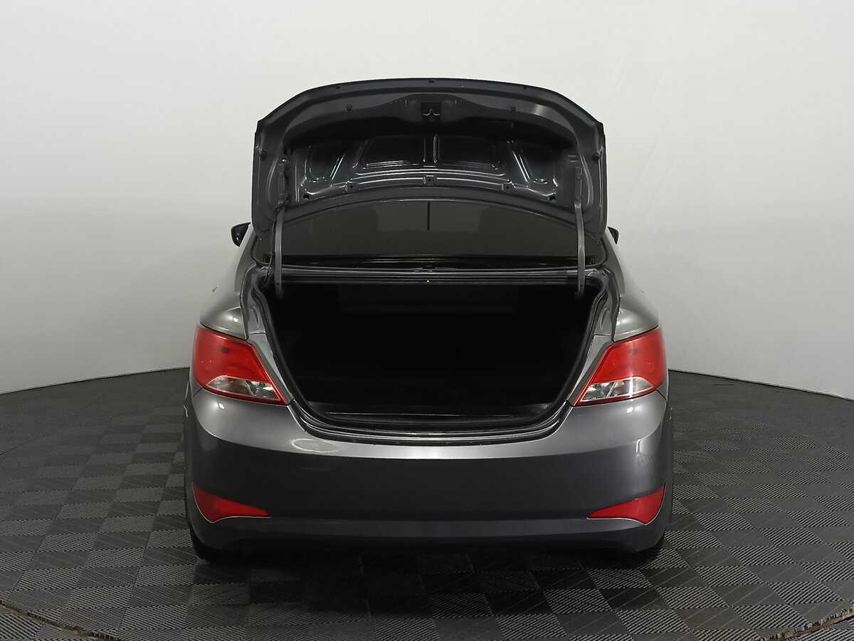 Hyundai Solaris б/у, 2015, Механическая. Фото: #9