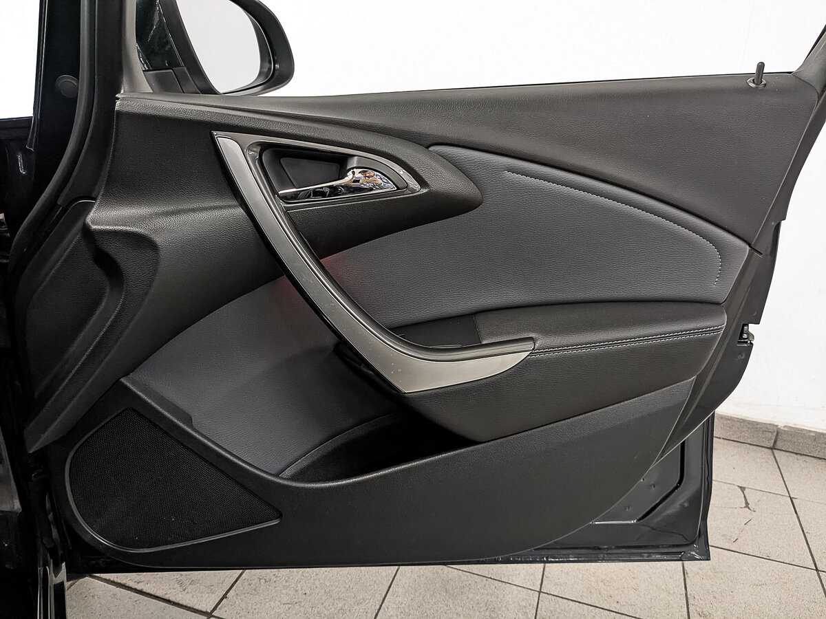 Opel Astra б/у, 2014, Автоматическая. Фото: #21