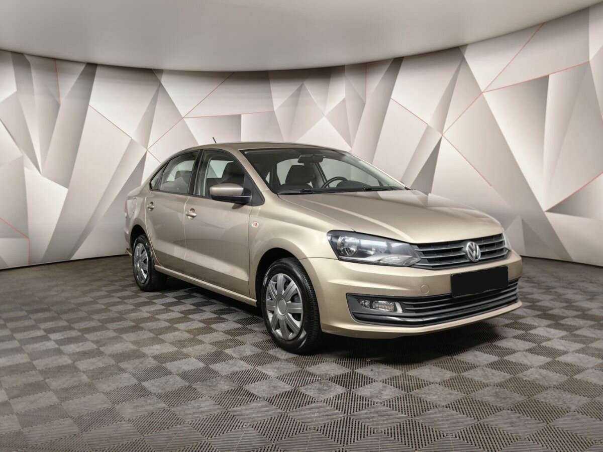 Volkswagen Polo б/у, 2016, Автоматическая. Фото: #2