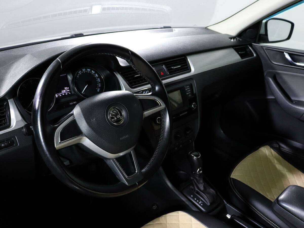 Skoda Rapid б/у, 2016, Автоматическая. Фото: #10