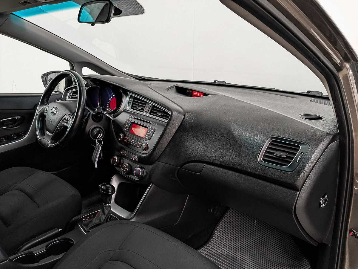 Kia Ceed б/у, 2016, Автоматическая. Фото: #12