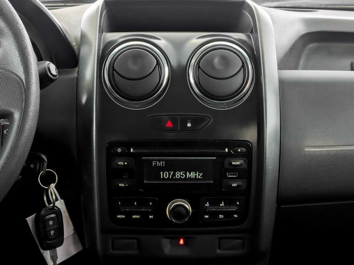 Renault Duster б/у, 2015, Автоматическая. Фото: #14