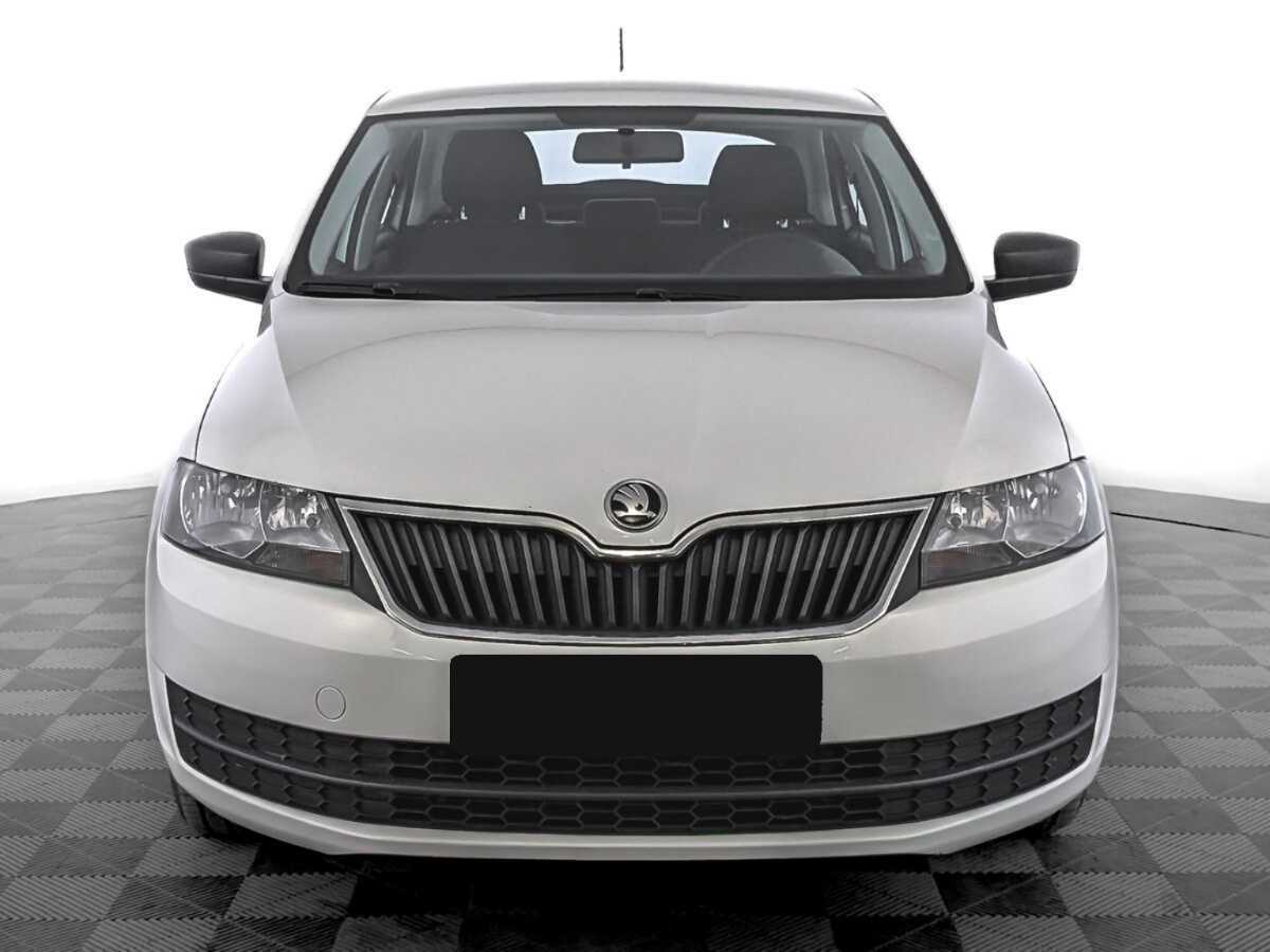 Skoda Rapid б/у, 2017, Механическая. Фото: #1