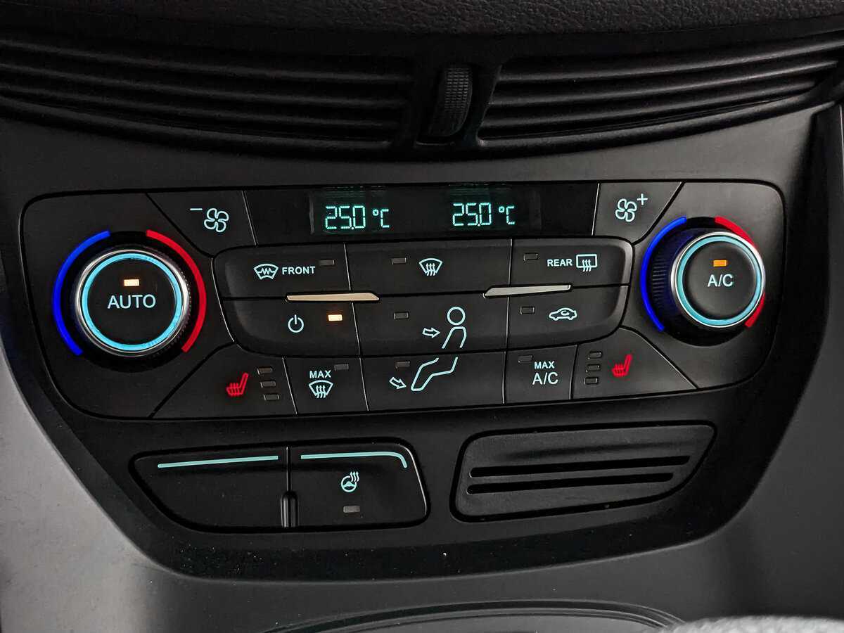 Ford Kuga б/у, 2018, Автоматическая. Фото: #19