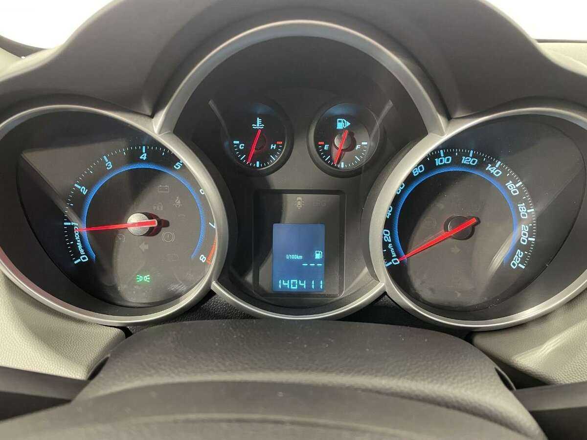 Chevrolet Cruze б/у, 2014, Механическая. Фото: #10