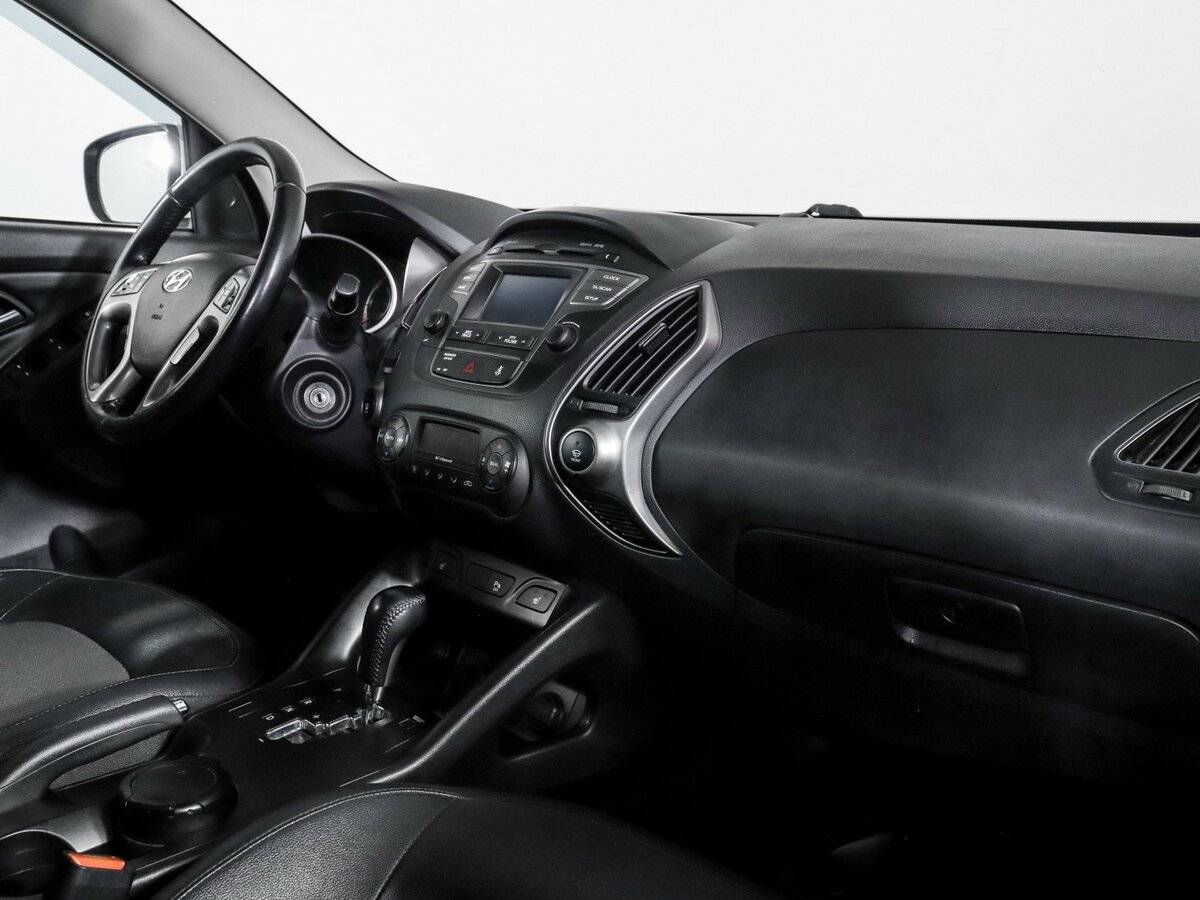 Hyundai ix35 б/у, 2014, Автоматическая. Фото: #6