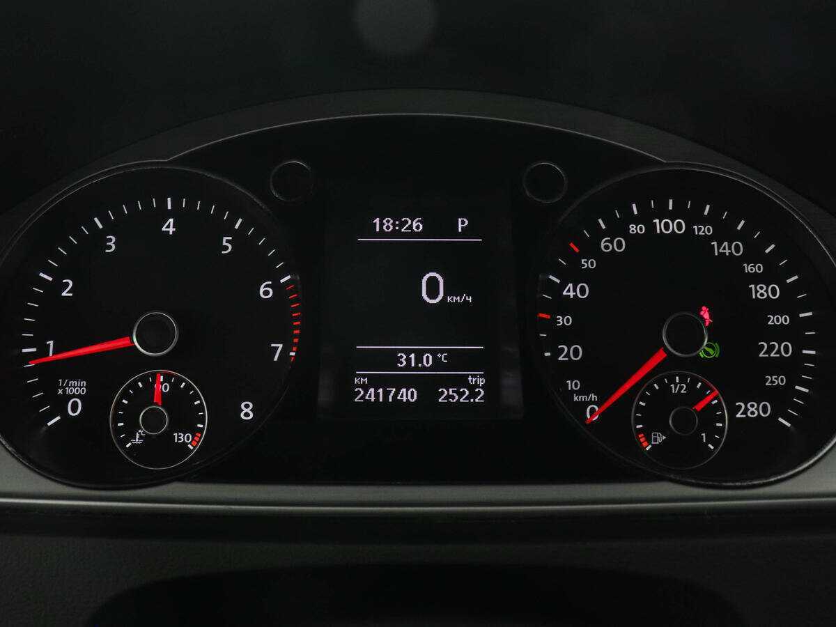 Volkswagen Passat CC б/у, 2013, Роботизированная. Фото: #10