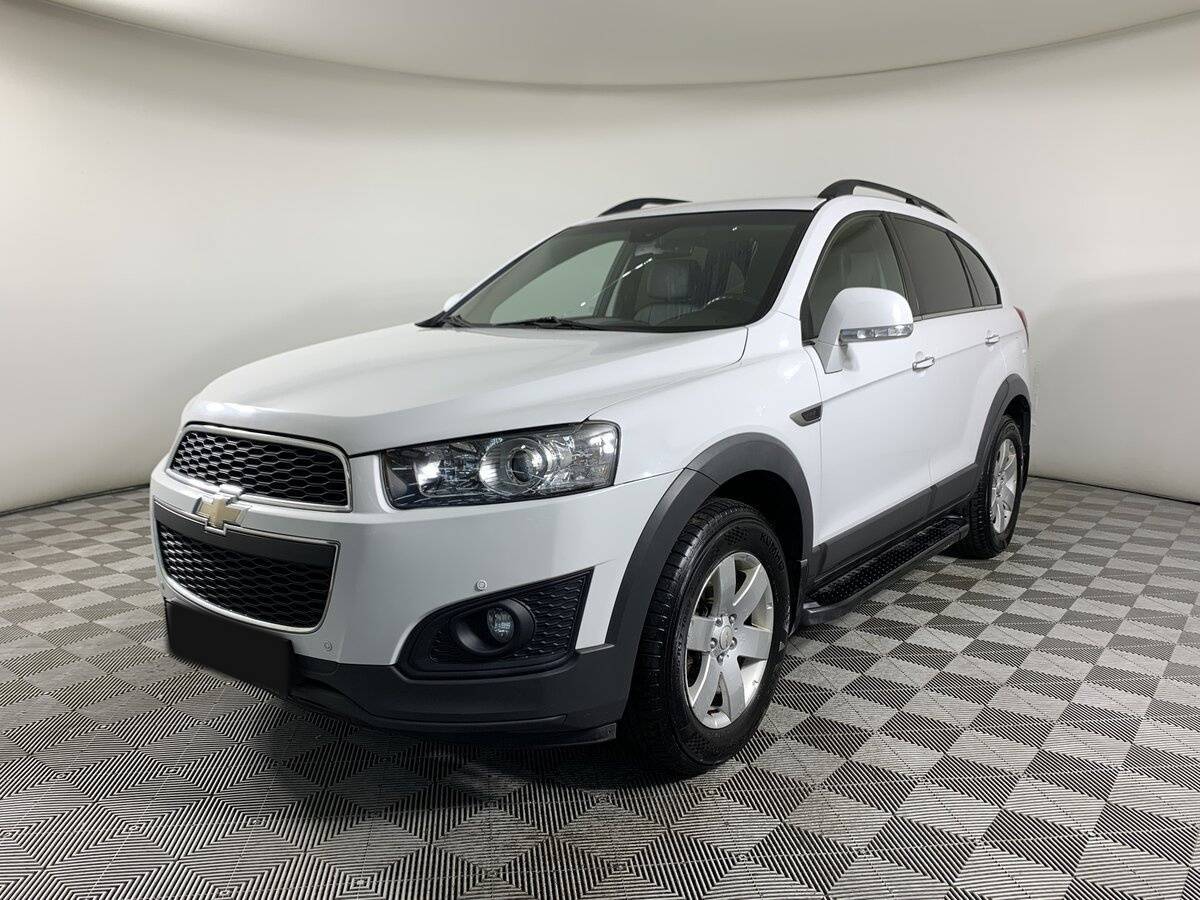 Chevrolet Captiva б/у, 2014, Автоматическая. Фото: #0