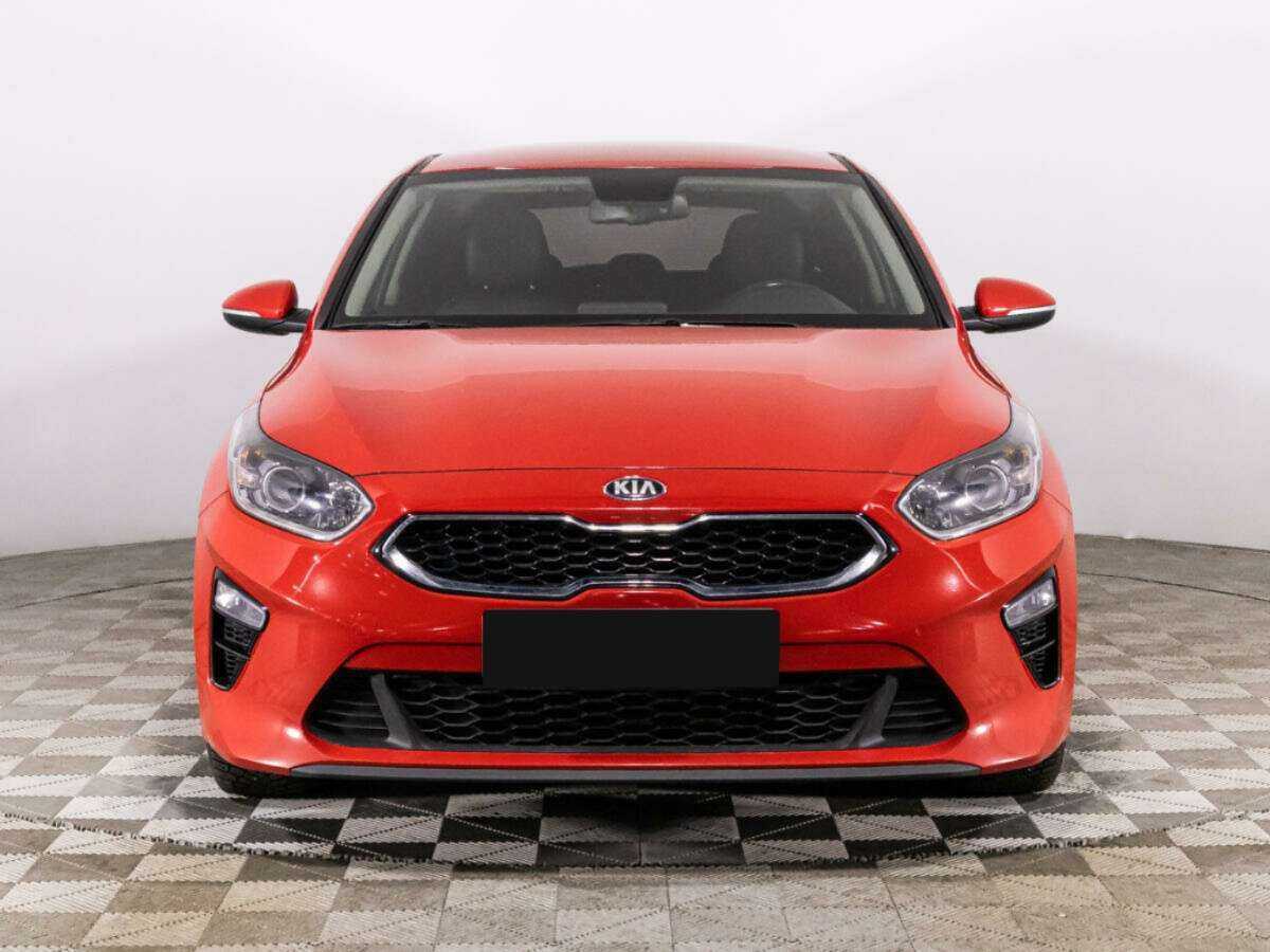 Kia Ceed б/у, 2019, Автоматическая. Фото: #1