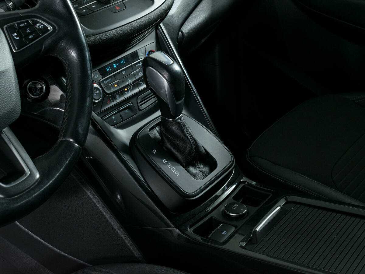 Ford Kuga б/у, 2017, Автоматическая. Фото: #16
