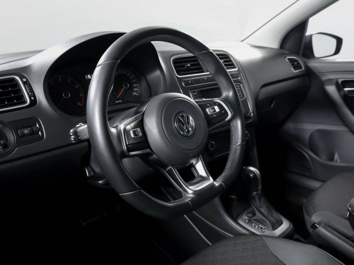 Volkswagen Polo б/у, 2018, Автоматическая. Фото: #10