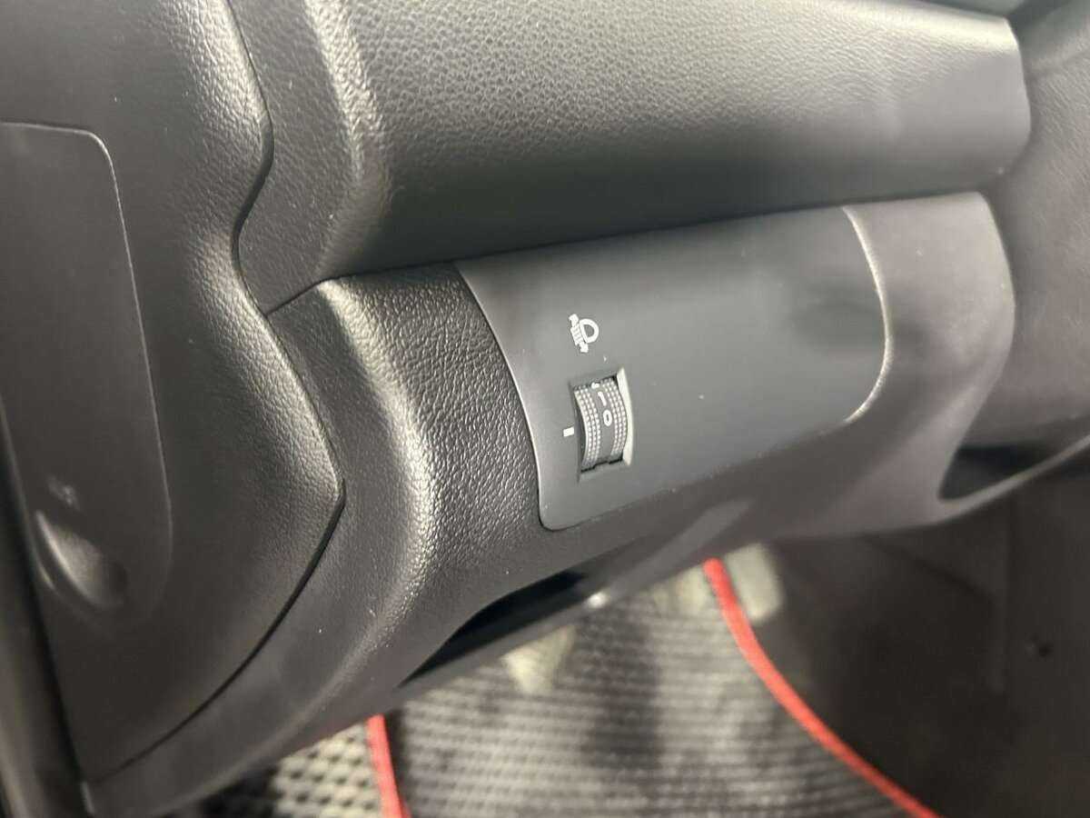 Kia Cerato б/у, 2013, Механическая. Фото: #6