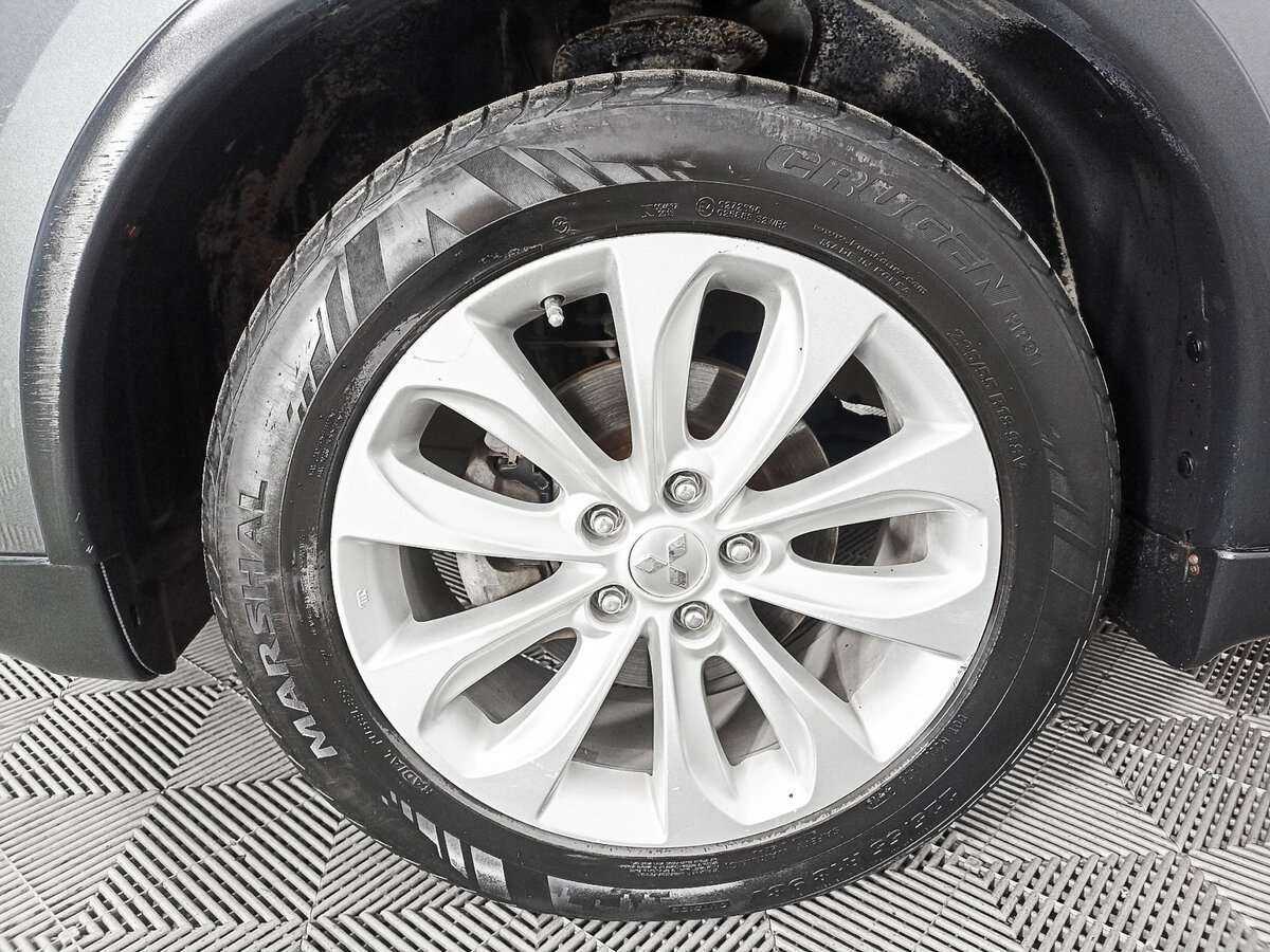 Mitsubishi Outlander б/у, 2014, Вариатор. Фото: #16