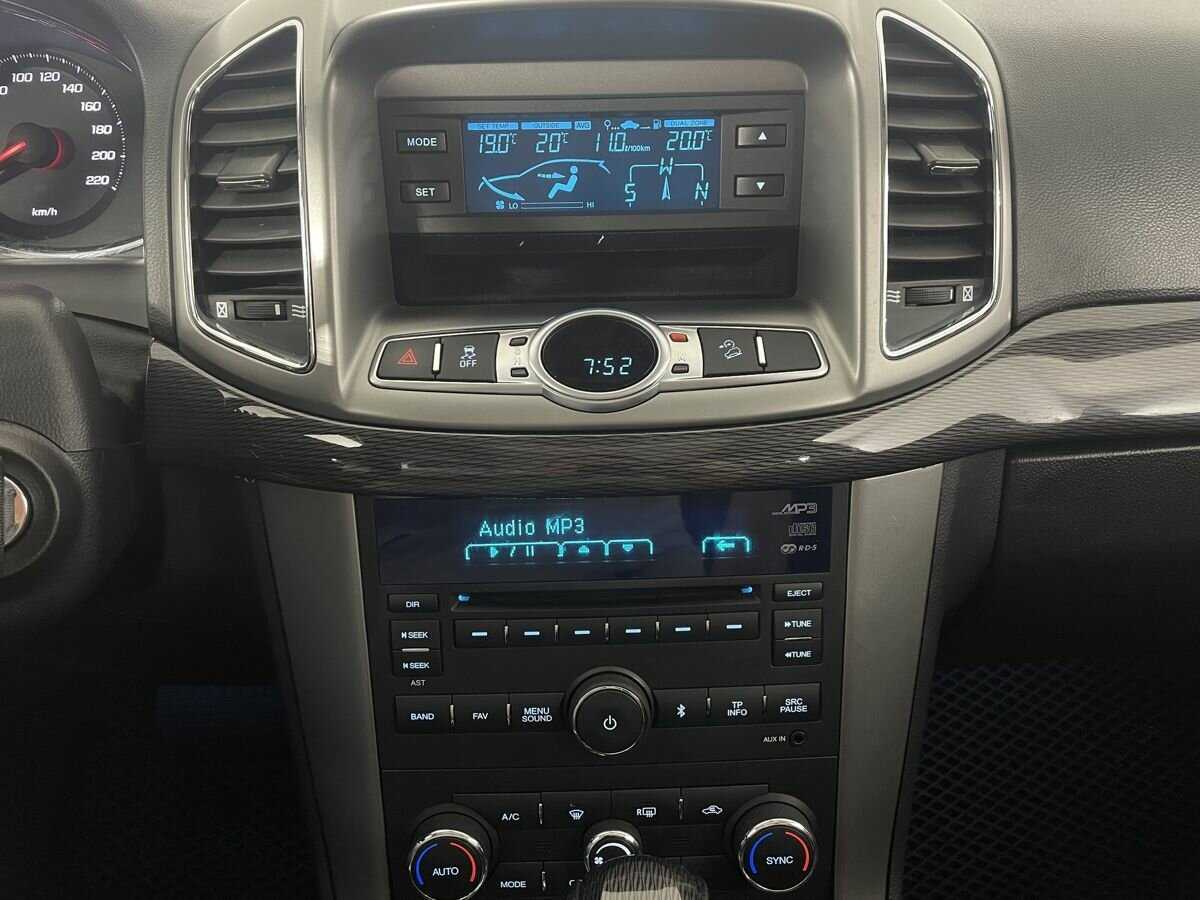 Chevrolet Captiva б/у, 2014, Автоматическая. Фото: #11