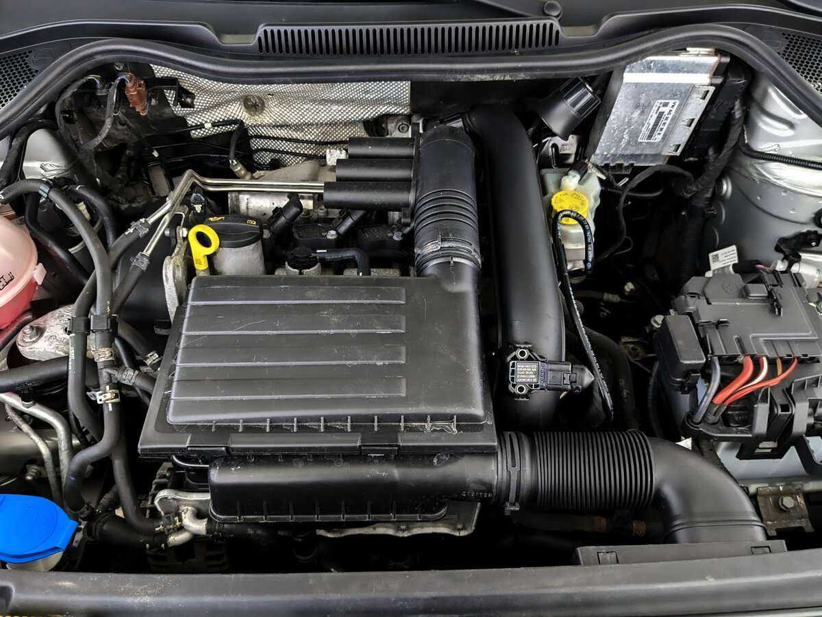 Volkswagen Polo б/у, 2019, Механическая. Фото: #8