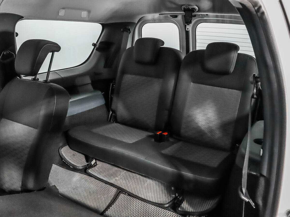 Lada (ВАЗ) Largus б/у, 2021, Механическая. Фото: #10