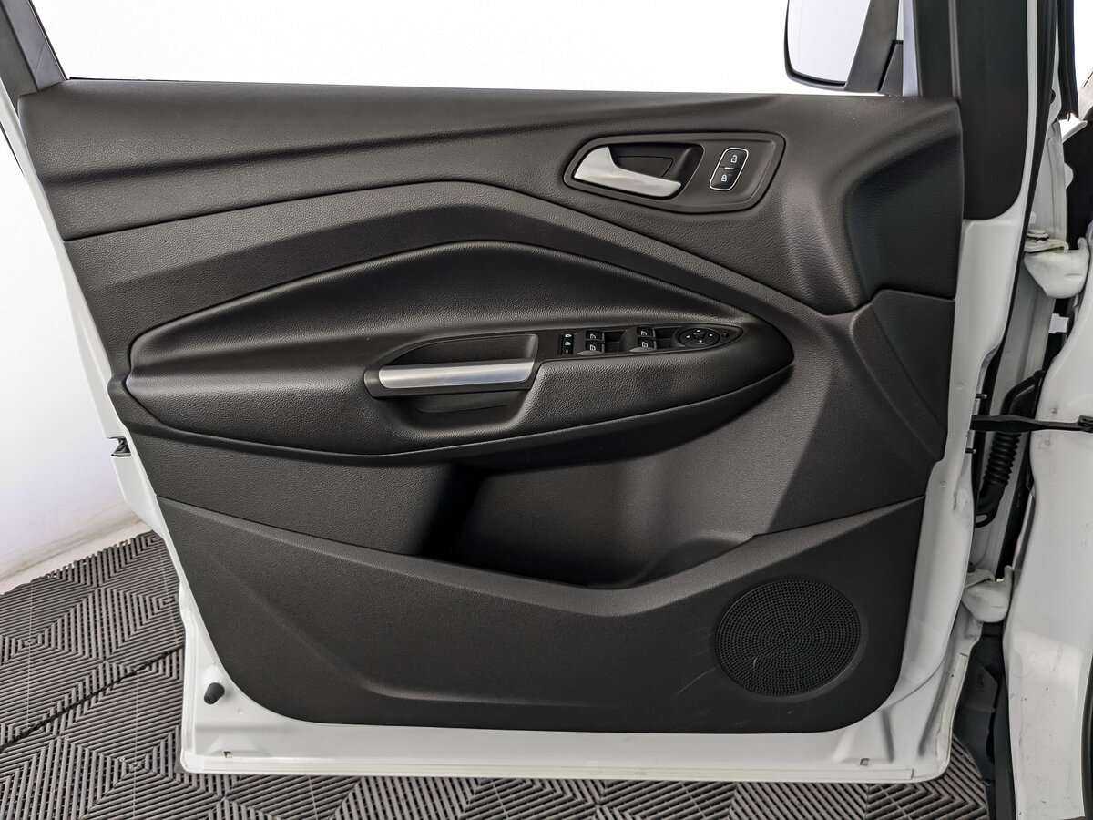 Ford Kuga б/у, 2018, Автоматическая. Фото: #14