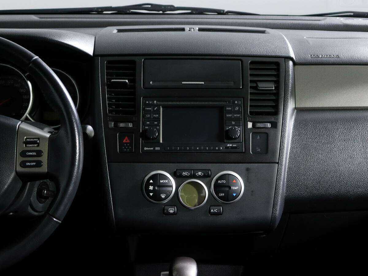 Nissan Tiida б/у, 2012, Автоматическая. Фото: #12