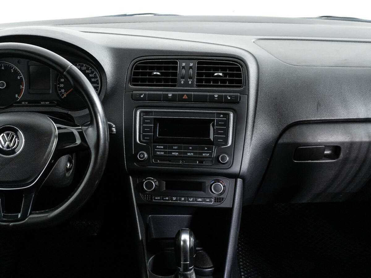 Volkswagen Polo б/у, 2017, Автоматическая. Фото: #13