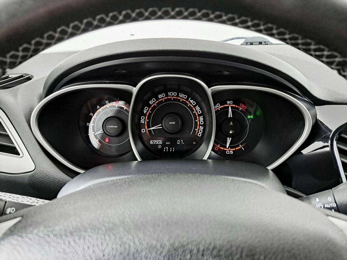 Lada (ВАЗ) Vesta б/у, 2017, Механическая. Фото: #12