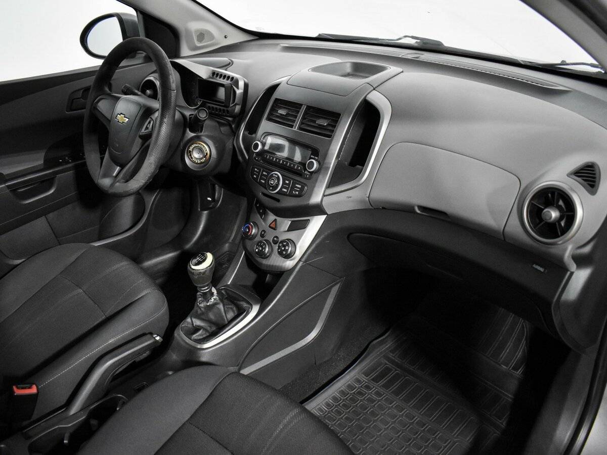 Chevrolet Aveo б/у, 2012, Механическая. Фото: #13
