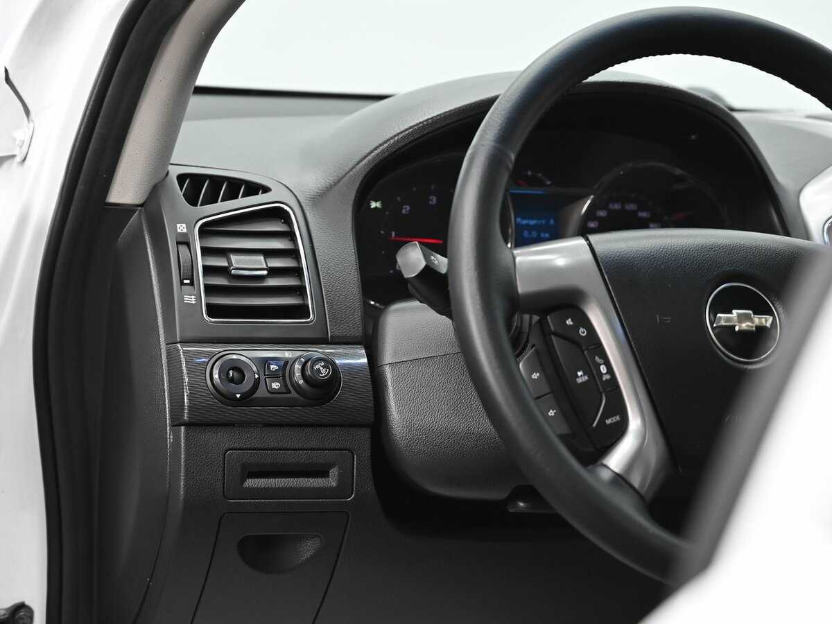 Chevrolet Captiva б/у, 2015, Автоматическая. Фото: #5