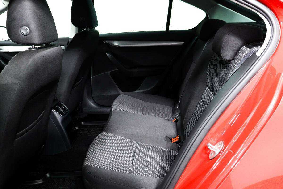 Skoda Octavia б/у, 2015, Роботизированная. Фото: #10