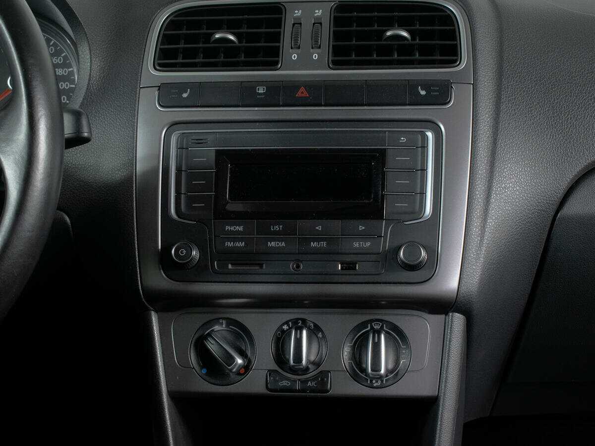 Volkswagen Polo б/у, 2019, Автоматическая. Фото: #7