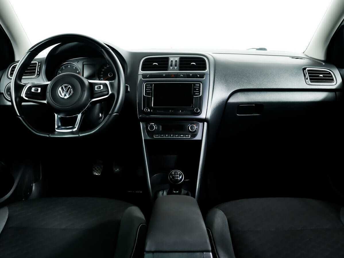 Volkswagen Polo б/у, 2019, Механическая. Фото: #10