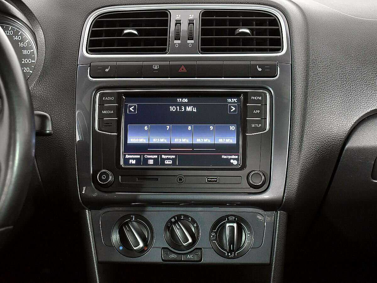 Volkswagen Polo б/у, 2020, Автоматическая. Фото: #12