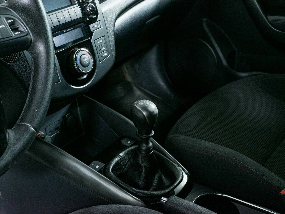 Kia Cerato б/у, 2012, Механическая. Фото: #14