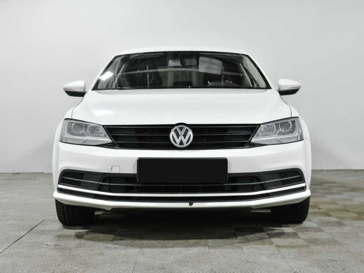 Volkswagen Jetta б/у, 2016, Автоматическая. Фото: #1