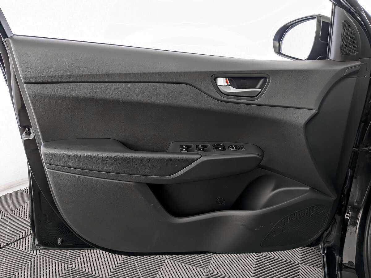 Hyundai Solaris б/у, 2020, Автоматическая. Фото: #14