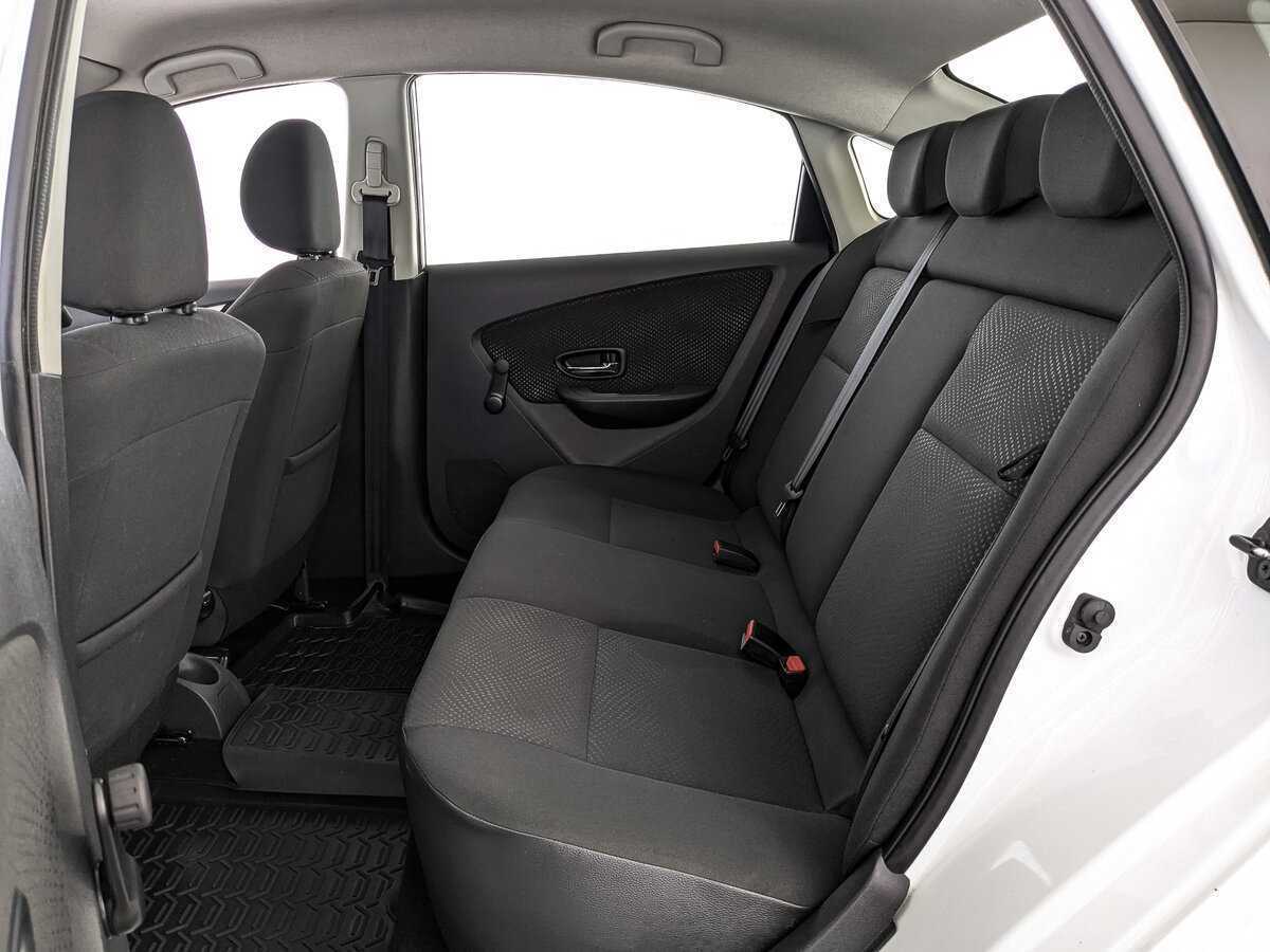 Nissan Almera б/у, 2015, Автоматическая. Фото: #13