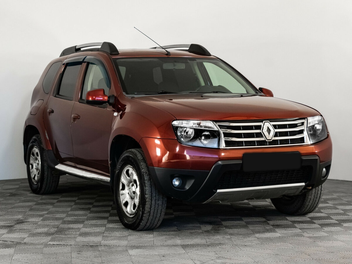 Renault Duster б/у, 2014, Механическая. Фото: #2