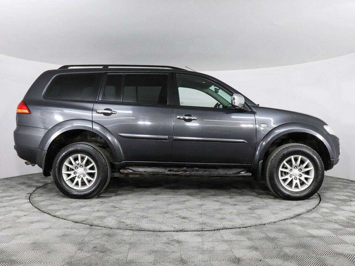 Mitsubishi Pajero Sport б/у, 2012, Автоматическая. Фото: #3