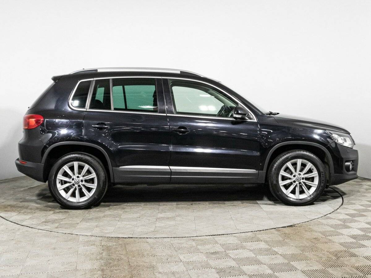 Volkswagen Tiguan б/у, 2012, Автоматическая. Фото: #3